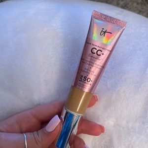 COPY - COPY - it cosmetics illuminating cc cream in tan